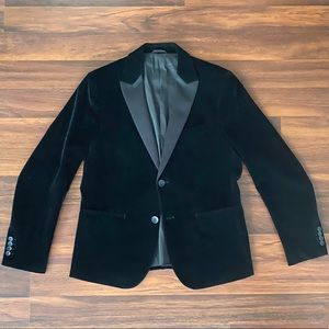 NWOT Size42 Armani Black Velvet Two-button Blazer